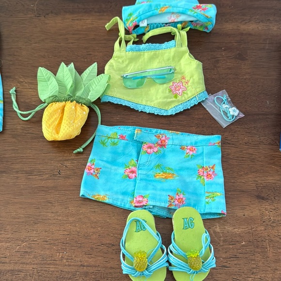 Retired American Girl Tropical Breezes Outfit with Matching Girl Outfit Size 7 - Picture 2 of 13